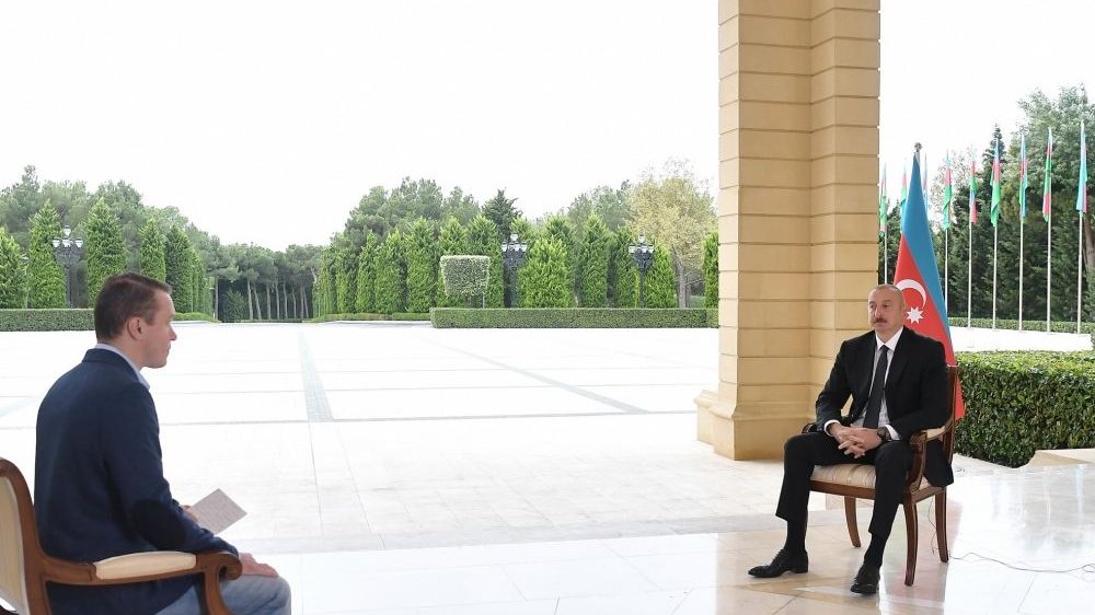 Zəfər xronikası. 6 oktyabr 2020-ci il: Prezident İlham Əliyev Rusiyanın “Pervıy Kanal” televiziyasına müsahibə verib (FOTO/VİDEO)