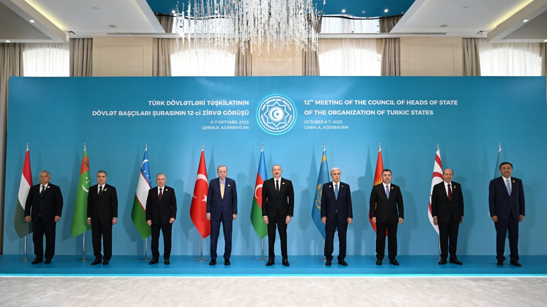 President Ilham Aliyev welcomed Heads of State and Government participating in 12th Summit of OTS Council of Heads of State in Gabala