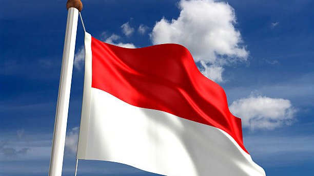 Endonezya'da okul binasının çökmesi sonucu hayatını kaybedenlerin sayısı 63'e yükseldi