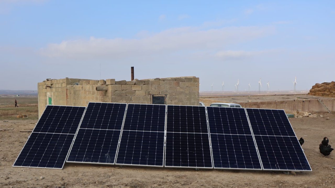 Uzbekistan showcases major breakthroughs in solar, wind, and energy storage
