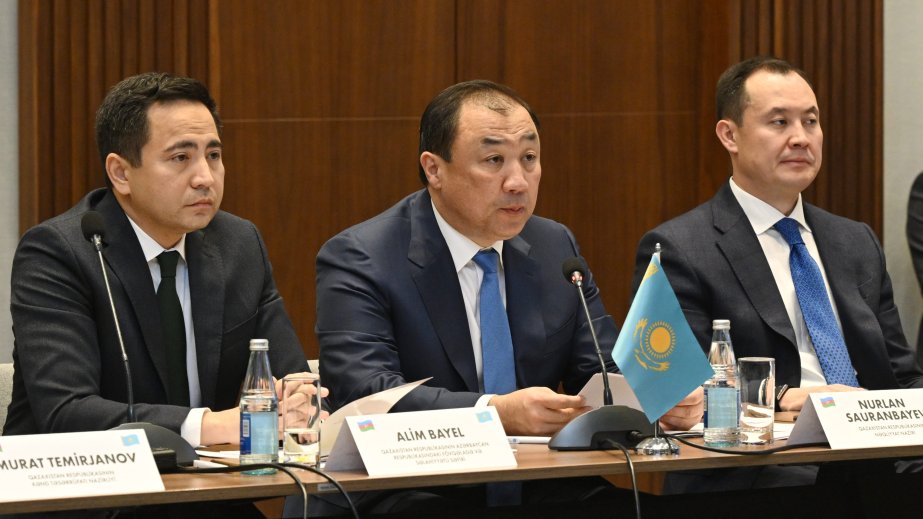 Qazaxıstan Azərbaycanla neft məhsullarının tədarükü üzrə uzunmüddətli müqavilələrin imzalanmasında maraqlıdır