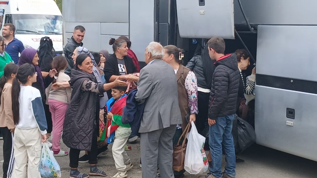 Növbəti köç karvanı Xocalı rayon Təzəbinə kəndinə çatıb