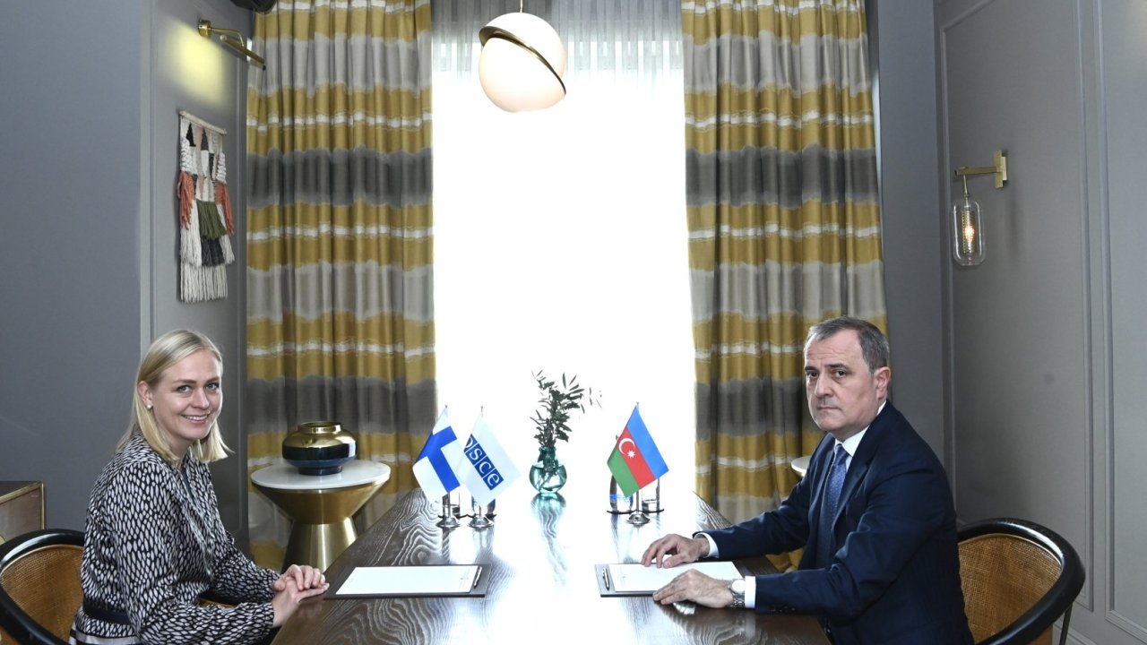 Ceyhun Bayramov Valtonenlə görüşdə Azərbaycan-Ermənistan sülh prosesini müzakirə edib