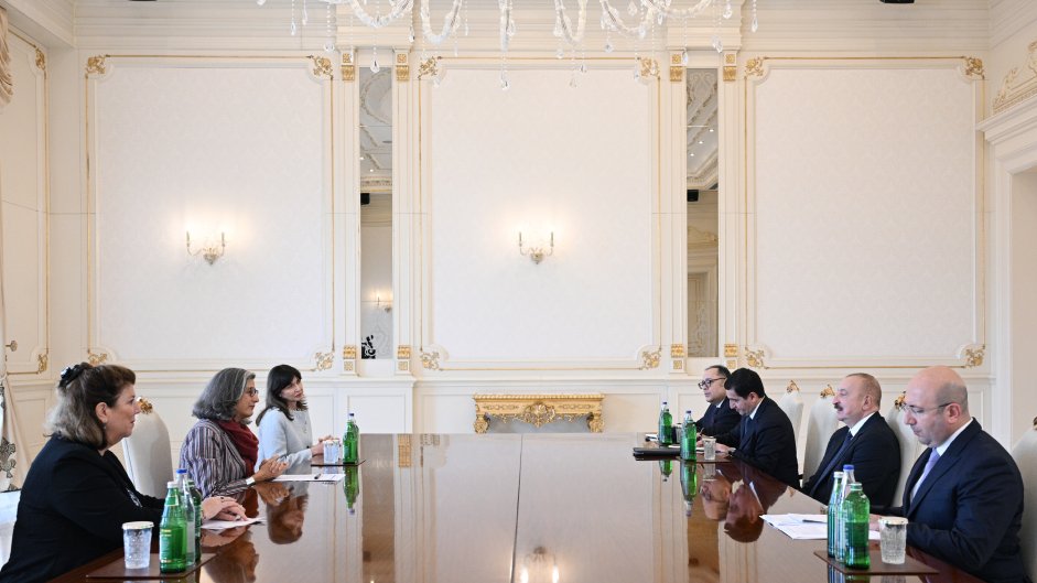 President Ilham Aliyev received Executive Director of UN Human Settlements Programme