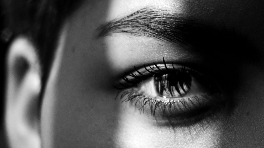 Alimlərdən xəbərdarlıq: İnsan beyni gecə yarısından sonra düzgün işləməyə bilər