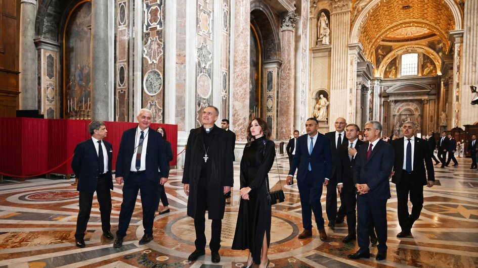 First VP Mehriban Aliyeva inspects restoration progress at Saint Peter’s Basilica