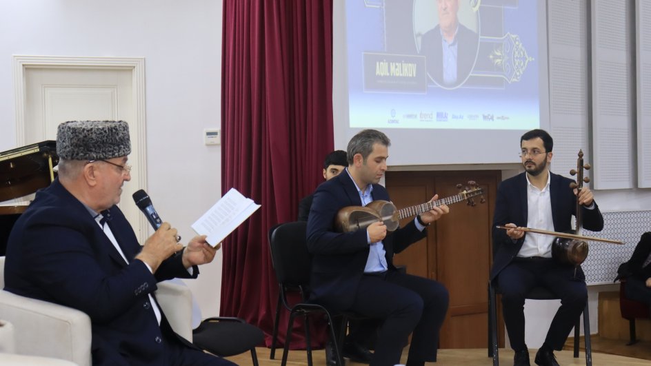 Qarabağ Universitetində ustad xanəndə ilə görüş keçirilib