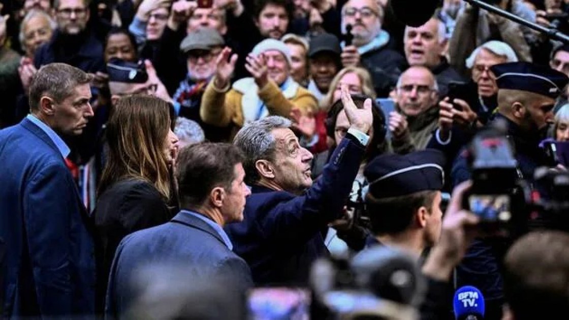 Fransanın sabiq Prezidenti həbsxanaya yerləşdirilib