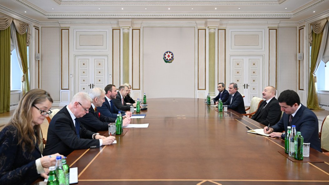 Prezident İlham Əliyev Estoniyanın xarici işlər nazirini qəbul edib
