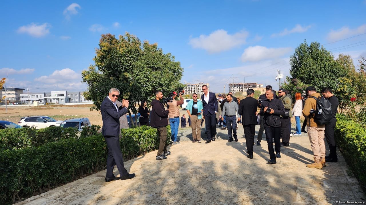 Ağdama səfər edən Beynəlxalq Səyahətçilər ilk olaraq Ağdam Cümə məscidində olub