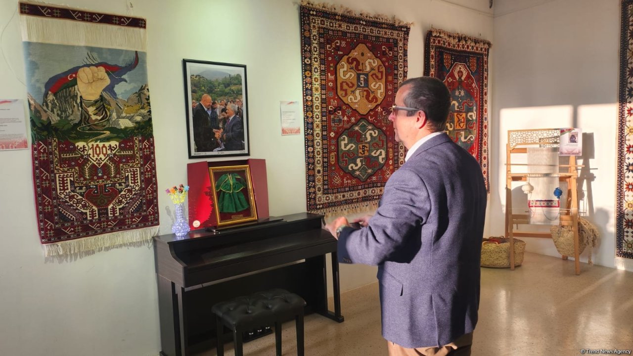 Beynəlxalq səyyahlar Laçın şəhərinə gəliblər