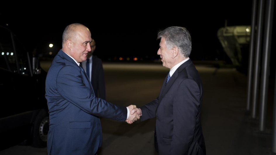 Tajik Speaker of Majlisi Namoyandagon arrives in Azerbaijan