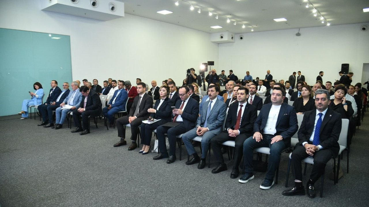 Bakıda Avrasiya Françayzinq Forumu keçirilib
