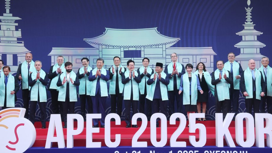 APEC-in zirvə toplantısı 3 yekun sənədin qəbulu ilə başa çatıb