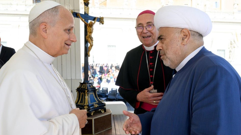 Şeyxülislam Allahşükür Paşazadə Vatikanda Papa XIV Leo ilə görüşüb