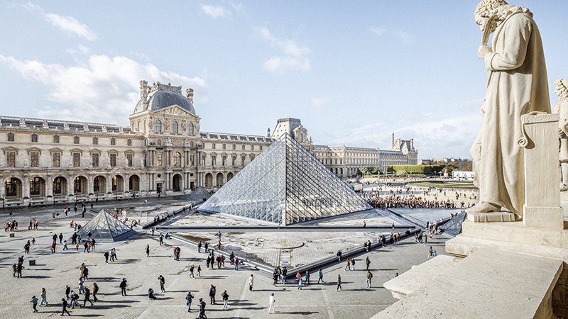 Paris Savcılığı: Louvre soygunu profesyonellerin işi değil