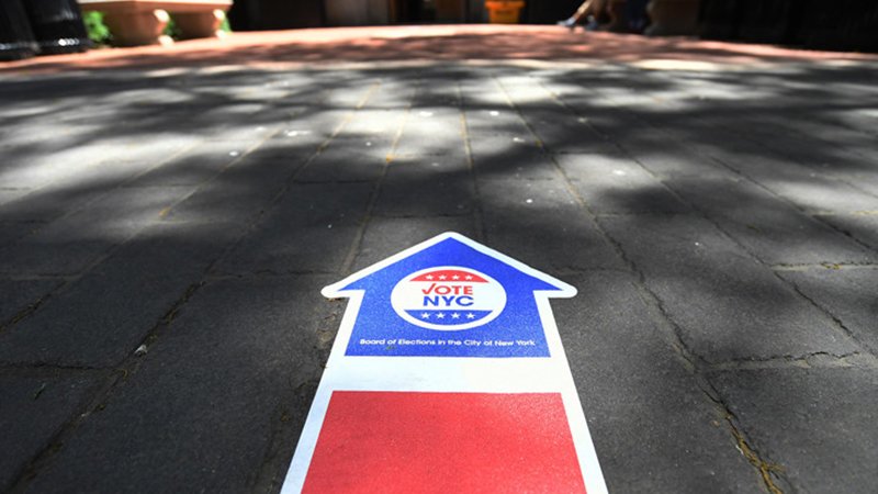 New York’ta seçmenler yeni belediye başkanını belirlemek için sandık başına gidiyor
