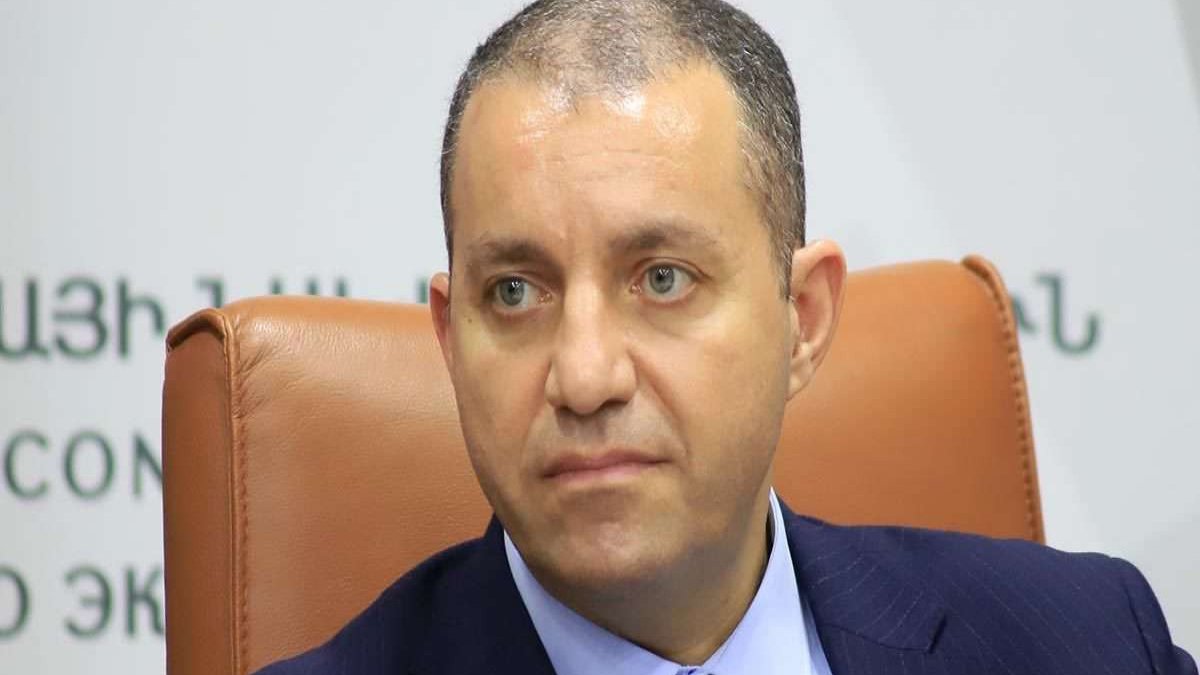 Ermənistanın sabiq iqtisadiyyat naziri saxlanılıb