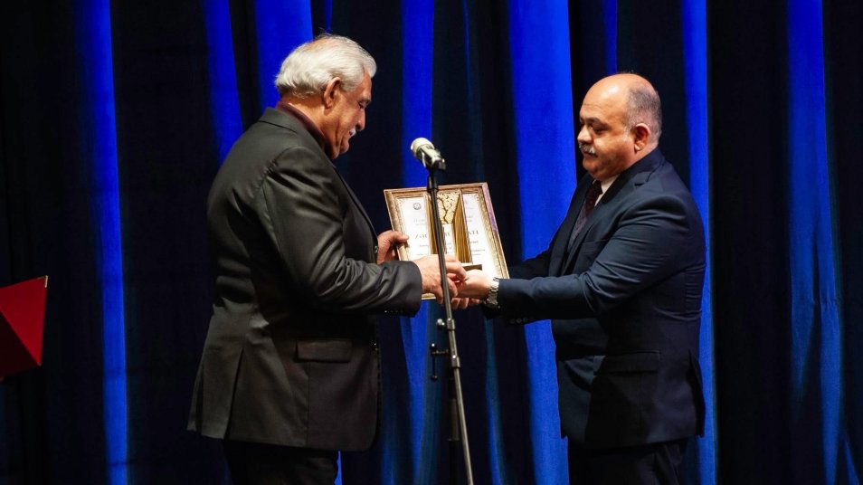 Milli Teatrda "Zəfər mükafatı" təqdim olunub