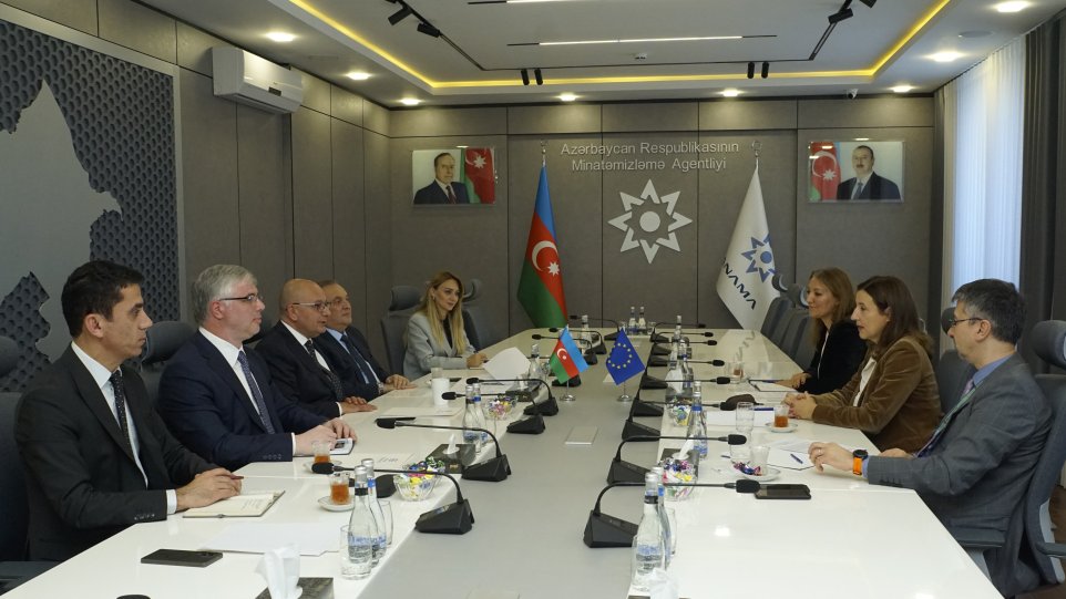 ANAMA-da Avropa İttifaqının Azərbaycandakı nümayəndəliyinin rəhbəri ilə minatəmizləmə fəaliyyətinə dair müzakirələr aparılıb