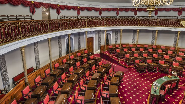 ABD'de hükümet 43 gün sonra açıldı