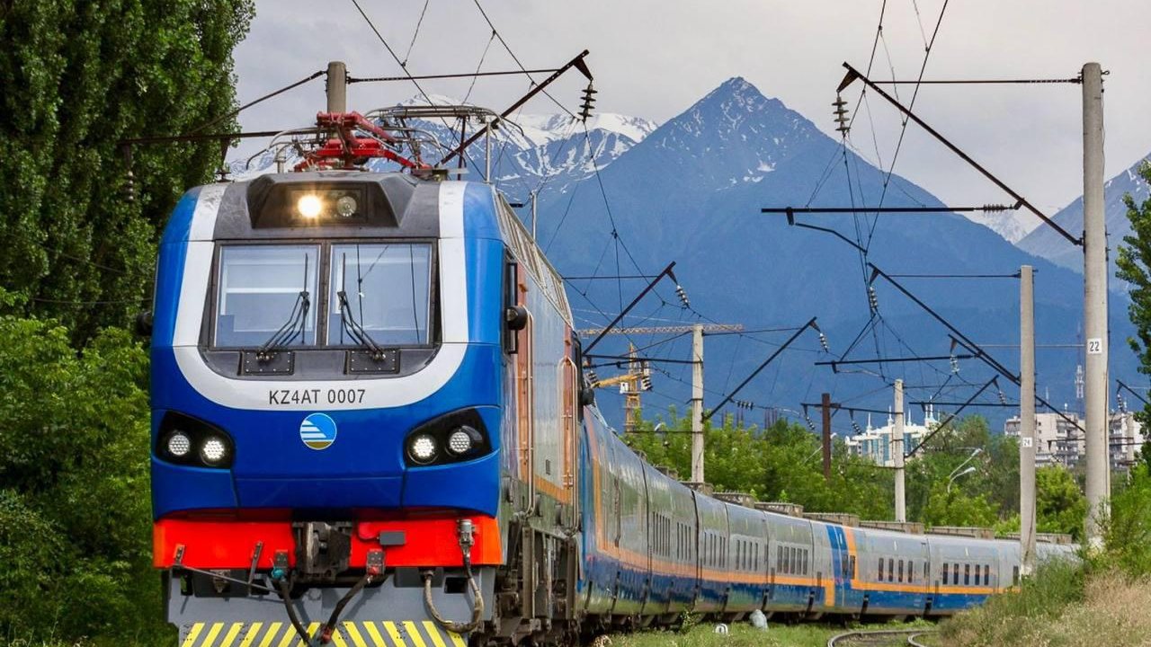 “Rhenus Logistics” Orta Dəhliz terminalları üçün xüsusi proqram təminatı hazırlayır