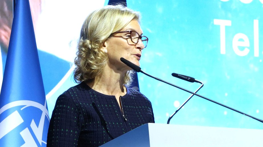 Dorin Boqdan-Martin: Azərbaycan İKT-nin inkişafı, bu sahədə müasir çağırışlara cavab vermək üçün addımlar atır
