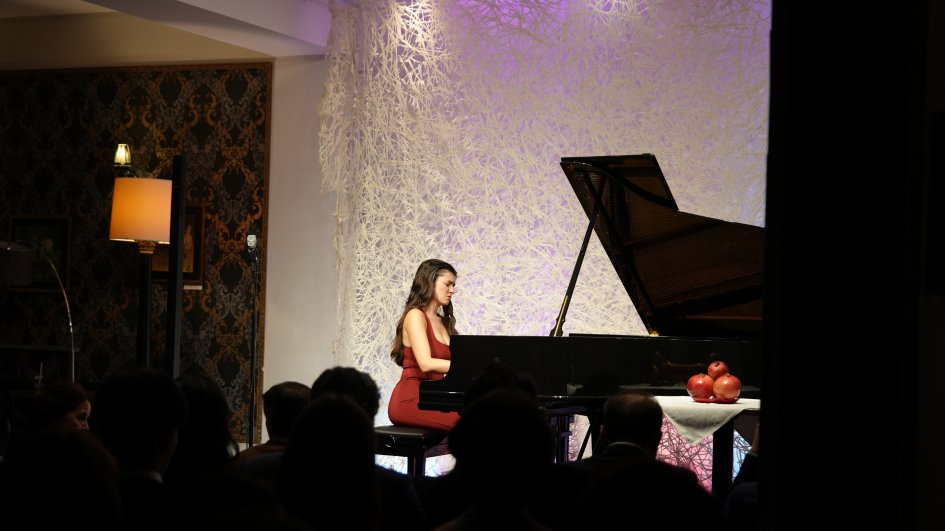 Berlində Nərmin Nəcəflinin solo konserti - “Narın içində not”