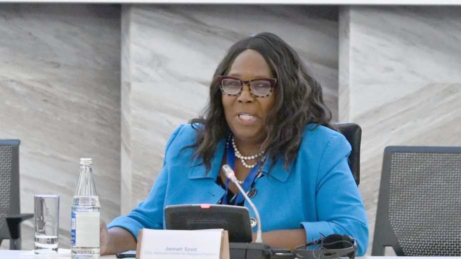 Janna Skot: Dünyanın bir çox ölkəsi mültikulturalizm sahəsində Azərbaycanın təcrübəsindən nümunə götürə bilər - MÜSAHİBƏ