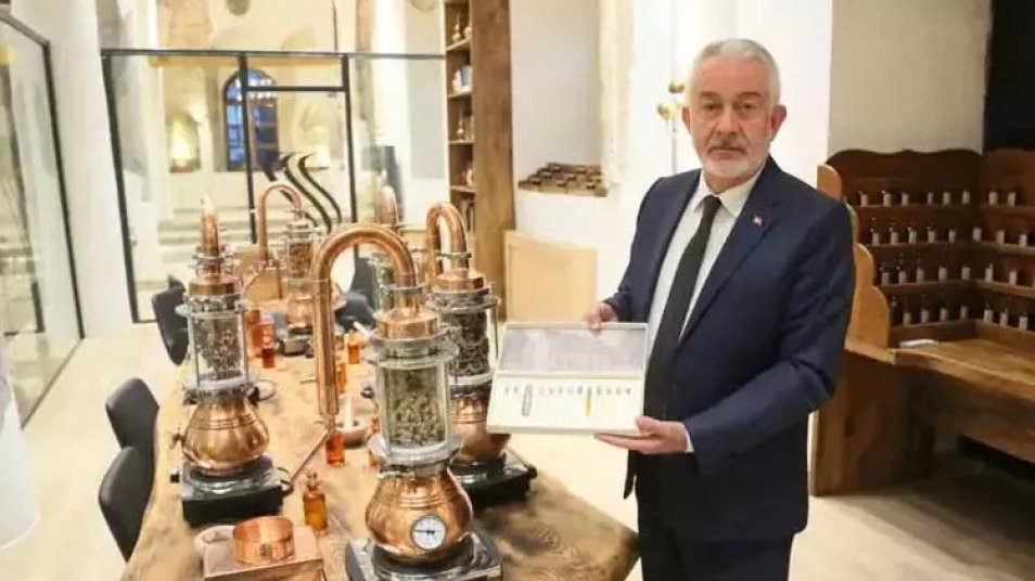 Türkiyədə ilk “Ətir muzeyi” turistlərin xüsusi marağına səbəb olub