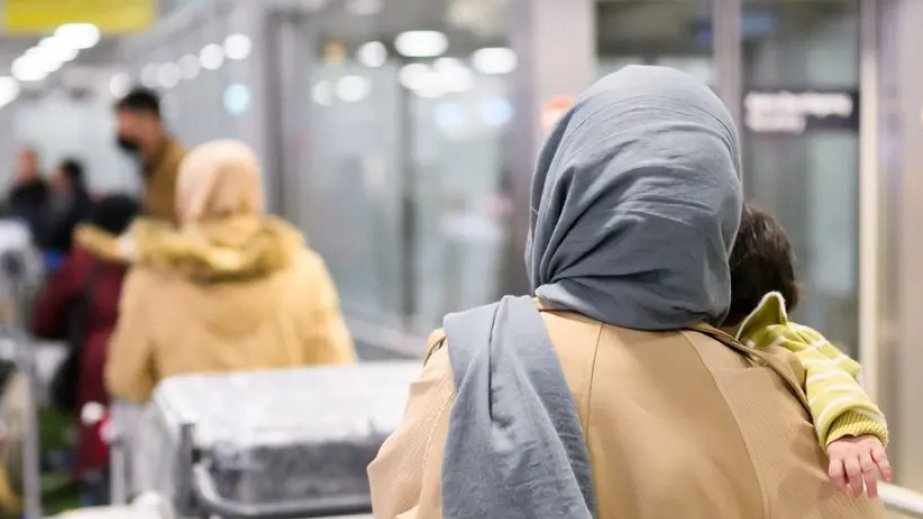 Əfqanıstan vətəndaşlarının daha bir qrupu federal qəbul proqramı çərçivəsində Almaniyaya gətirilib