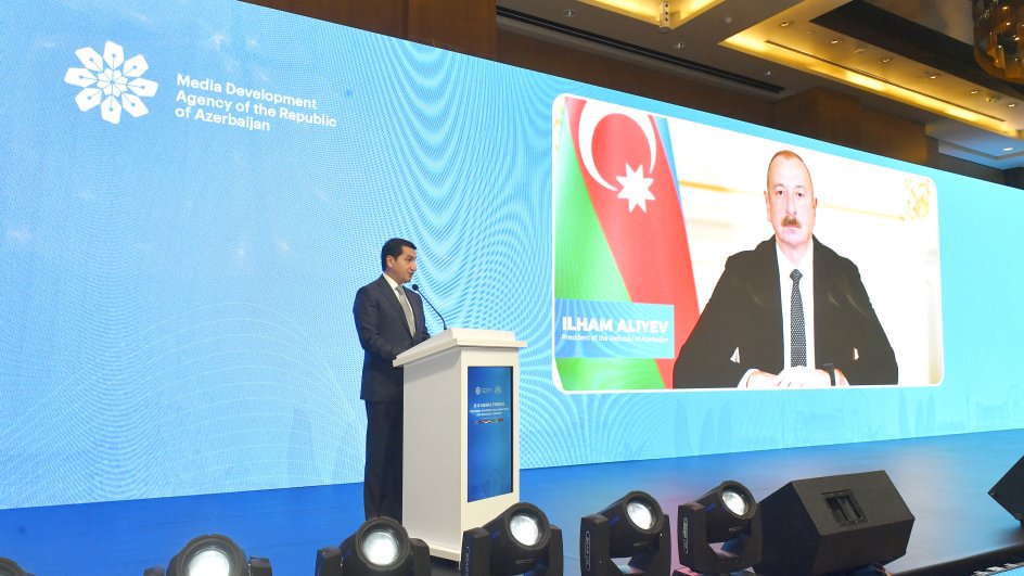 Bakıda D-8 Media Forumunun açılış mərasimi keçirilib YENİLƏNİB