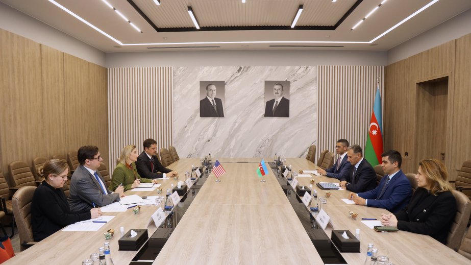 Azerbaijan, US explore cooperation on Zangezur Corridor in Baku