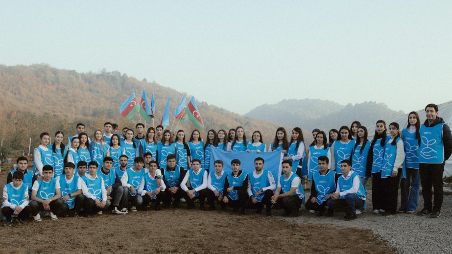 Leyla Aliyeva, Arzu Aliyeva, and Alena Aliyeva participate in ecological actions in Lankaran