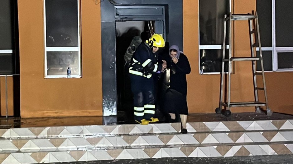 Yanğında tüstüdən zəhərlənənlərin son vəziyyəti açıqlandı