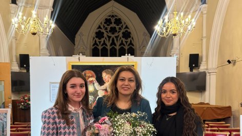 Londonda azərbaycanlı rəssamın “Yeddi Gözəl” sərgisi keçirilib