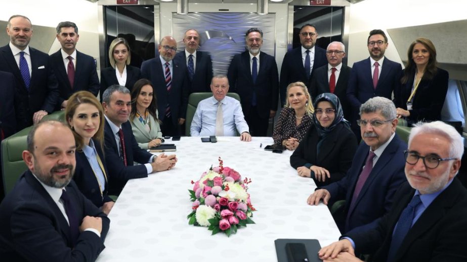 Türkiyə Prezidenti Ukrayna ilə Rusiya arasında uzunmüddətli sülh üçün dialoqun əhəmiyyətini vurğulayıb