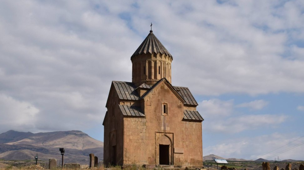 Arpa çayı sahilindəki Alban kilsəsinin aqibəti