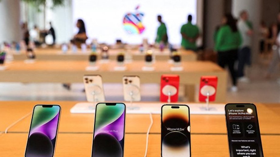 “Apple” dünya bazarında rekord satış payına nail olub