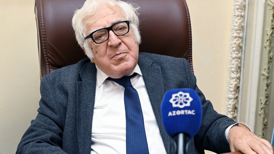 Anar: Üzərində 27 il işlədiyim əsəri axır ki tamamladım MÜSAHİBƏ