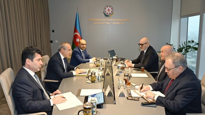 Azerbaijan, Türkiye discuss new pharmaceutical factory project