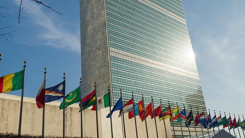 BM, Filistin'de işgale son verilmesini ve iki devletli çözümü talep eden kararı kabul etti