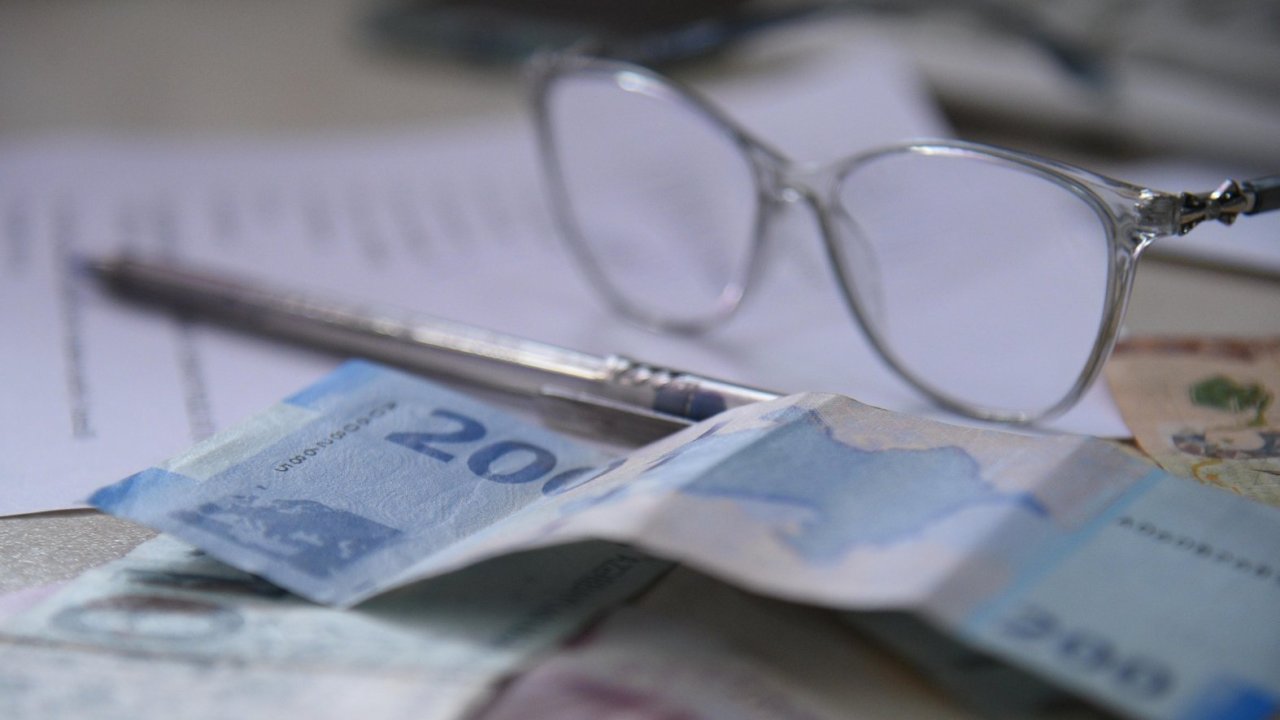 Uşağın doğulması ilə əlaqədar kişilərə 14 gün ödənişli məzuniyyət veriləcək