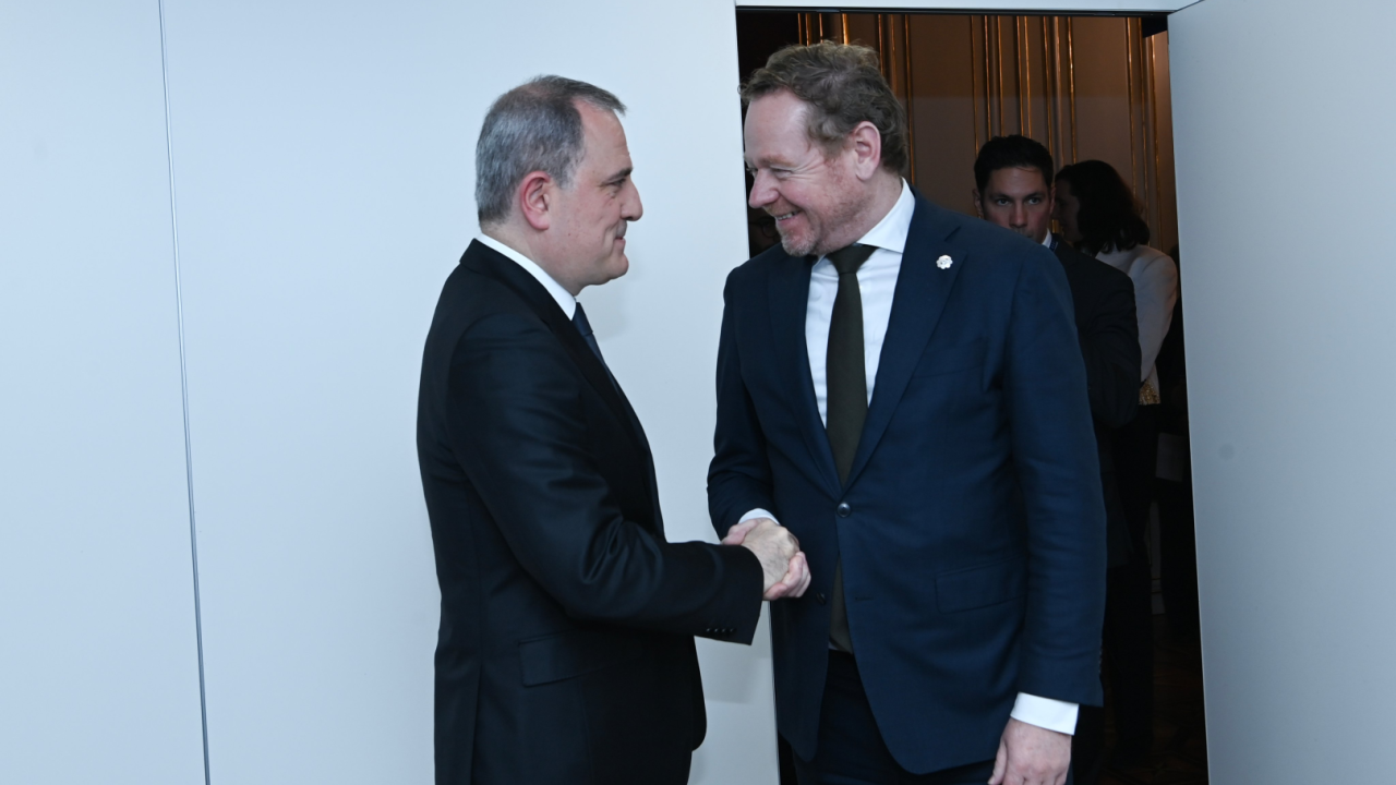 Azerbaijan and Netherlands chart path to bilateral connections