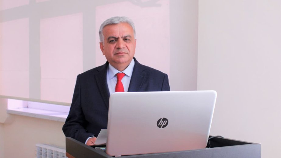 Ölkəmizə miqrasiya edən quşlar arasında Azərbaycan faunasında yeni olan növlərə rast gəlinir