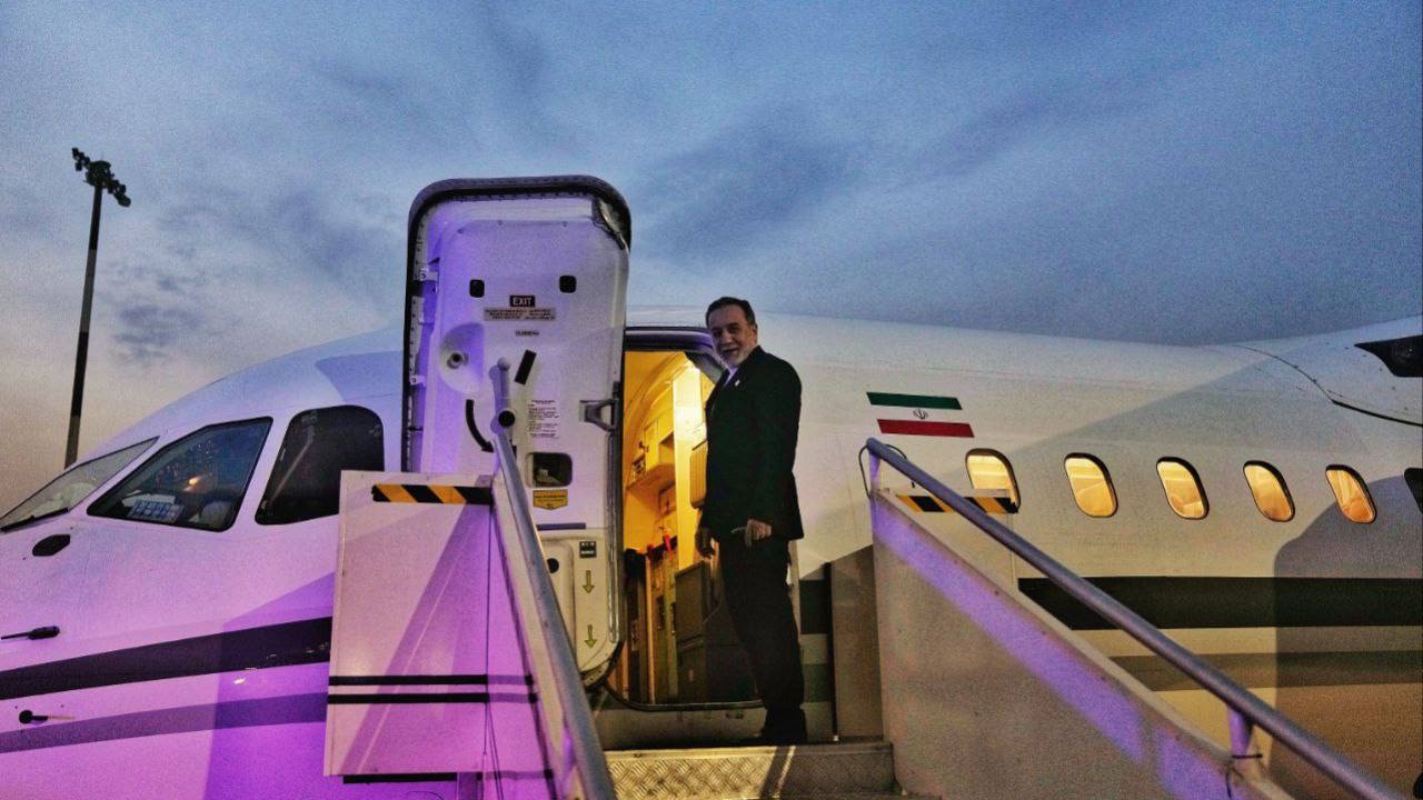İran xarici işlər naziri Azərbaycana səfərə yola düşüb