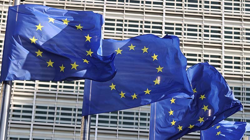 AB, Rusya'nın yaklaşık 210 milyar avroluk varlıklarını süresiz dondurdu