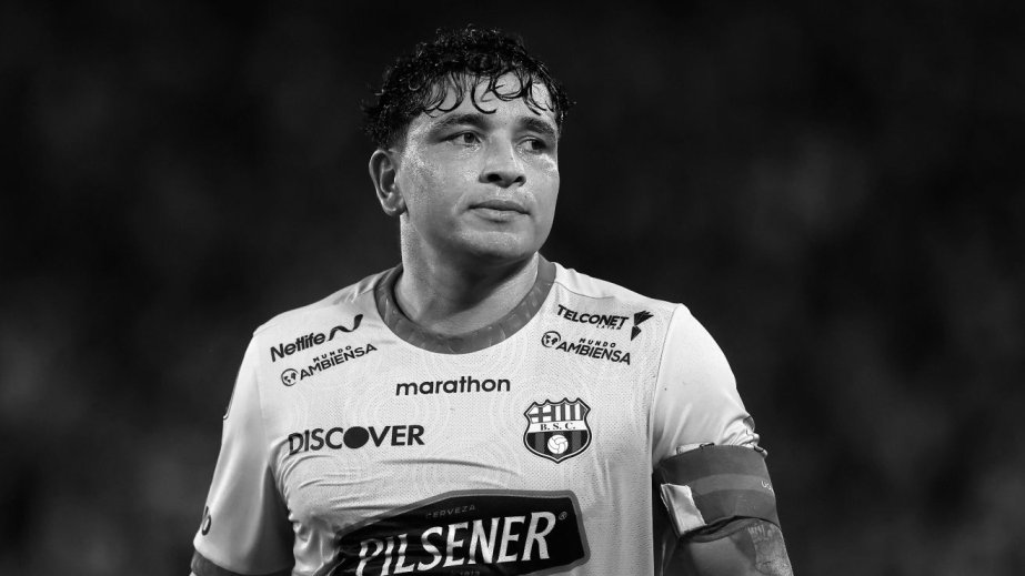 Ekvadorlu futbolçu və həyat yoldaşı silahlı hücum nəticəsində həyatını itirib