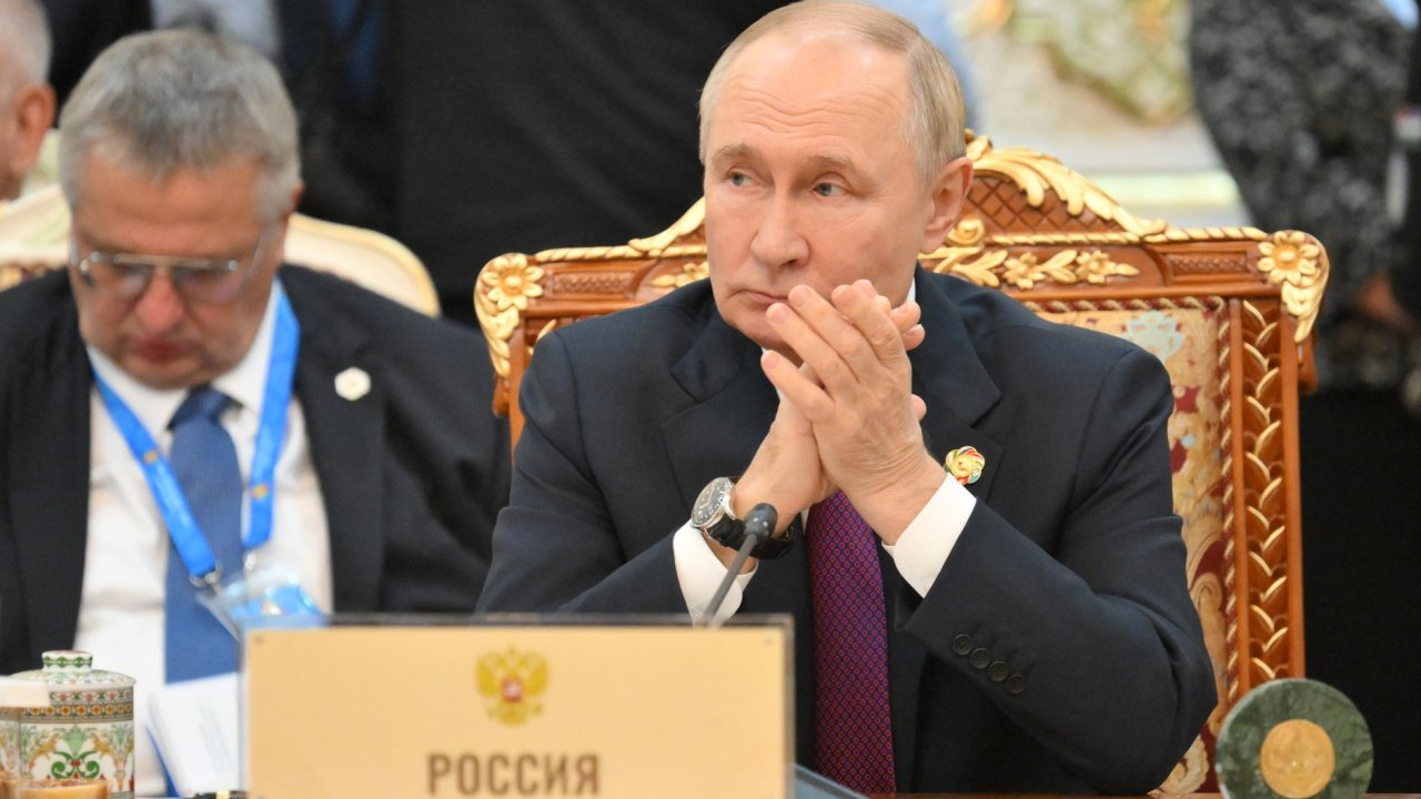 Putin yadplanetlilərlə bağlı sualı cavablandırıb