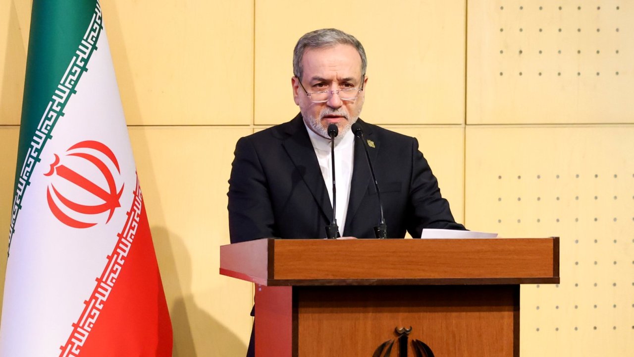 İran tranzit və yükdaşıma sahəsində qonşu ölkələrlə əməkdaşlığı inkişaf etdirməyə çalışır - Əraqçi